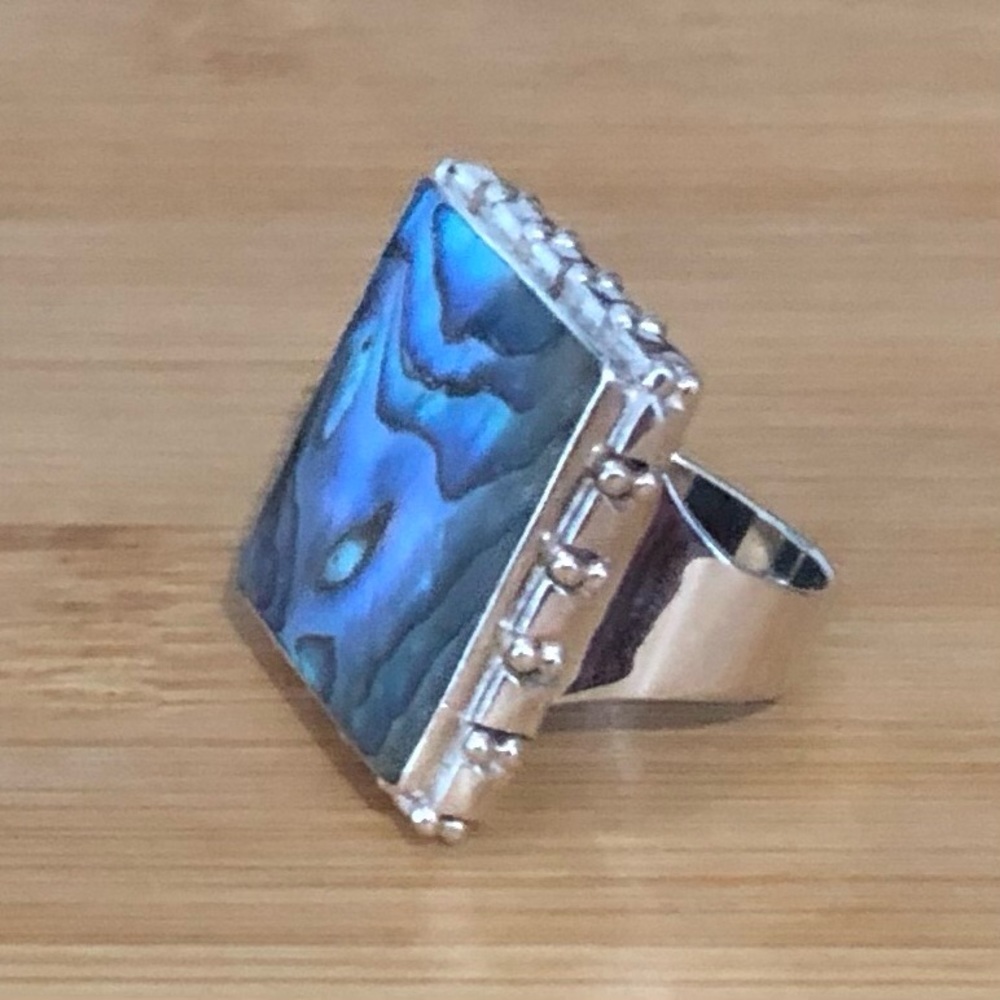 $67  Sajen Estate Ring   Open Shank  Size 9   Marked Sajen 925 ID